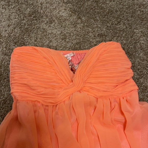 Salmon Short 👗 - Picture 2 of 7